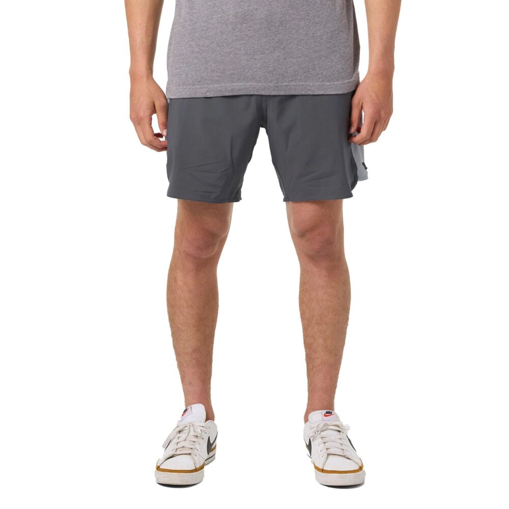 O'Neill Perform Light Tech Panel Lined Elastic Waist Hybrid 17" Men's Walkshorts - Graphite - Image 3